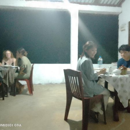 Rithu Homestay Sigiriya Esterno foto