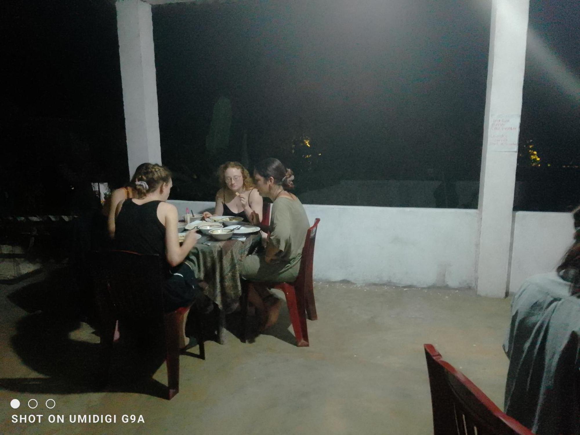 Rithu Homestay Sigiriya Esterno foto